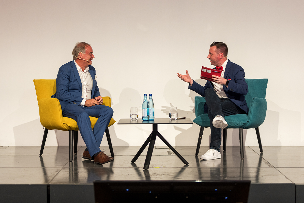 Torsten Schröder in einer Interview-Situation